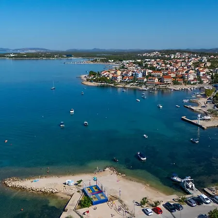 Daire Penthouse 4+2, Sea View Brodarica (Sibenik-Knin)