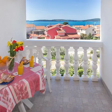 Brodarica Penthouse 4+2, Sea View Apartment *