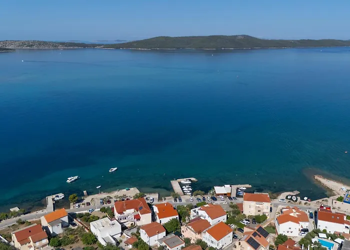 Penthouse 4+2, Sea View * Brodarica (Sibenik-Knin)